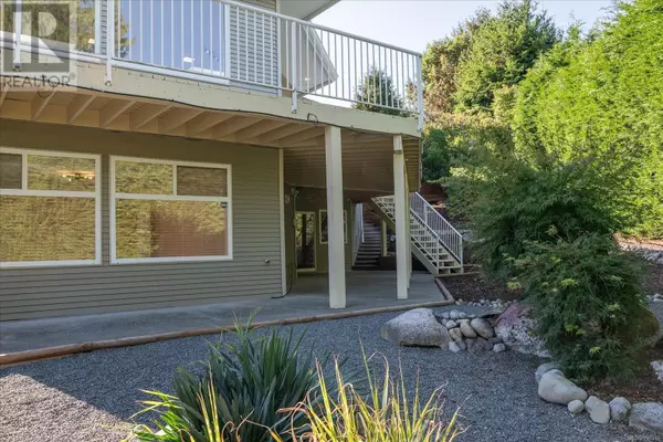 Nanaimo, BC V9V1P8,6608 Golden Eagle Way