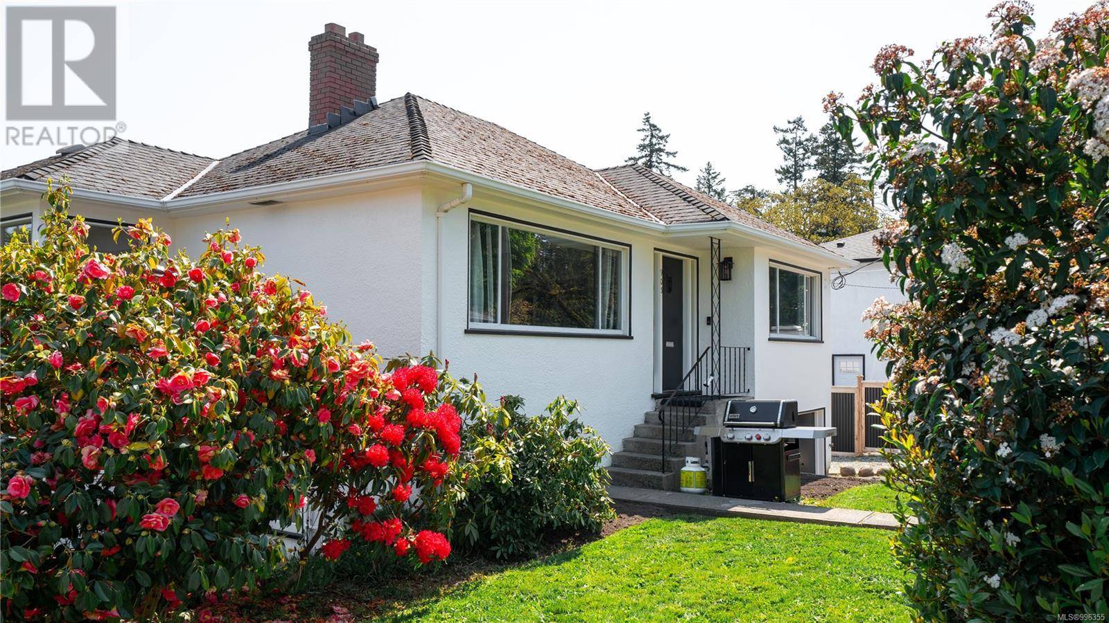 Esquimalt, BC V9A6M3,903 Shirley Rd