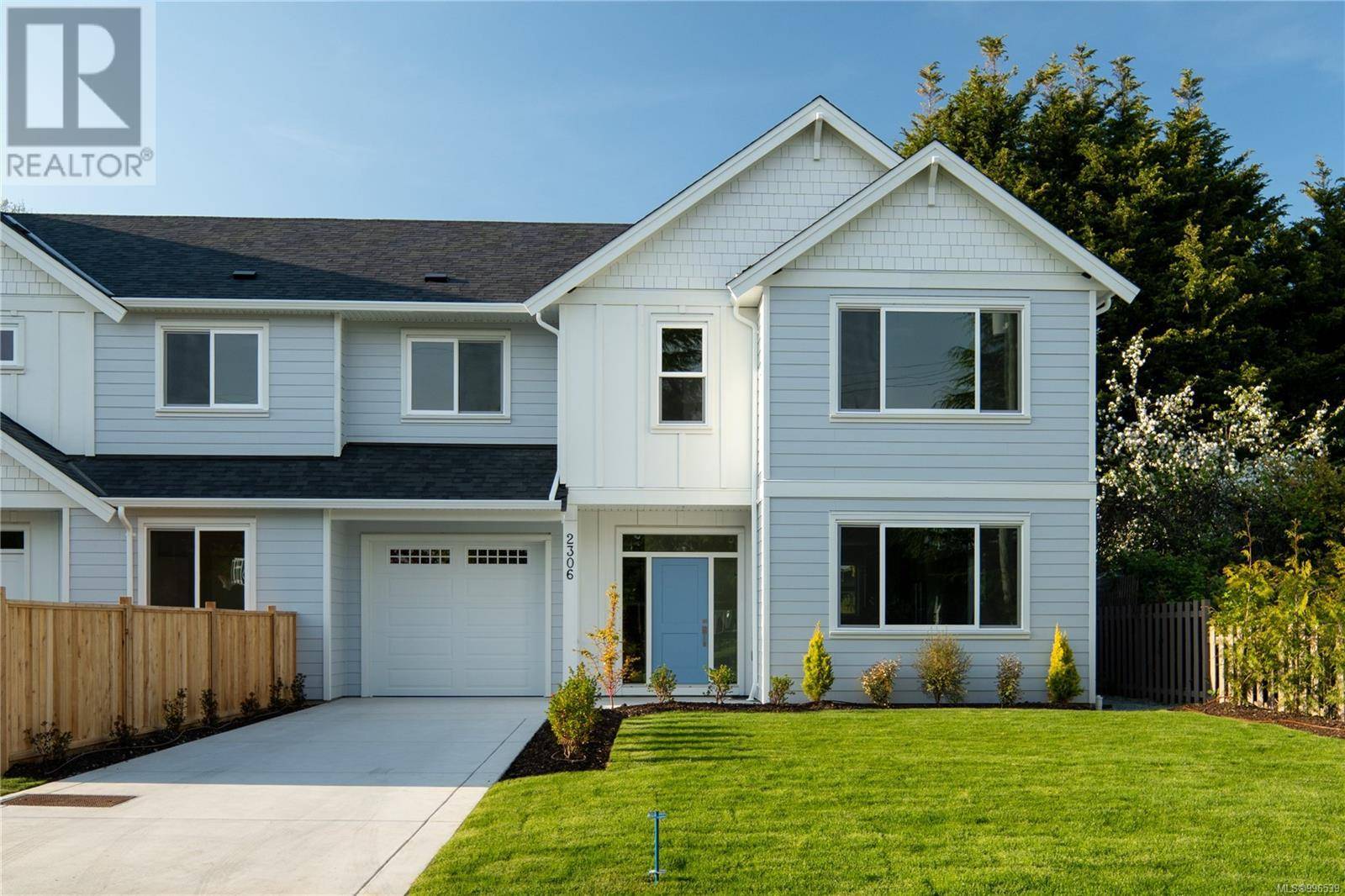 2306 Grove Cres, Sidney, BC V8L3P9