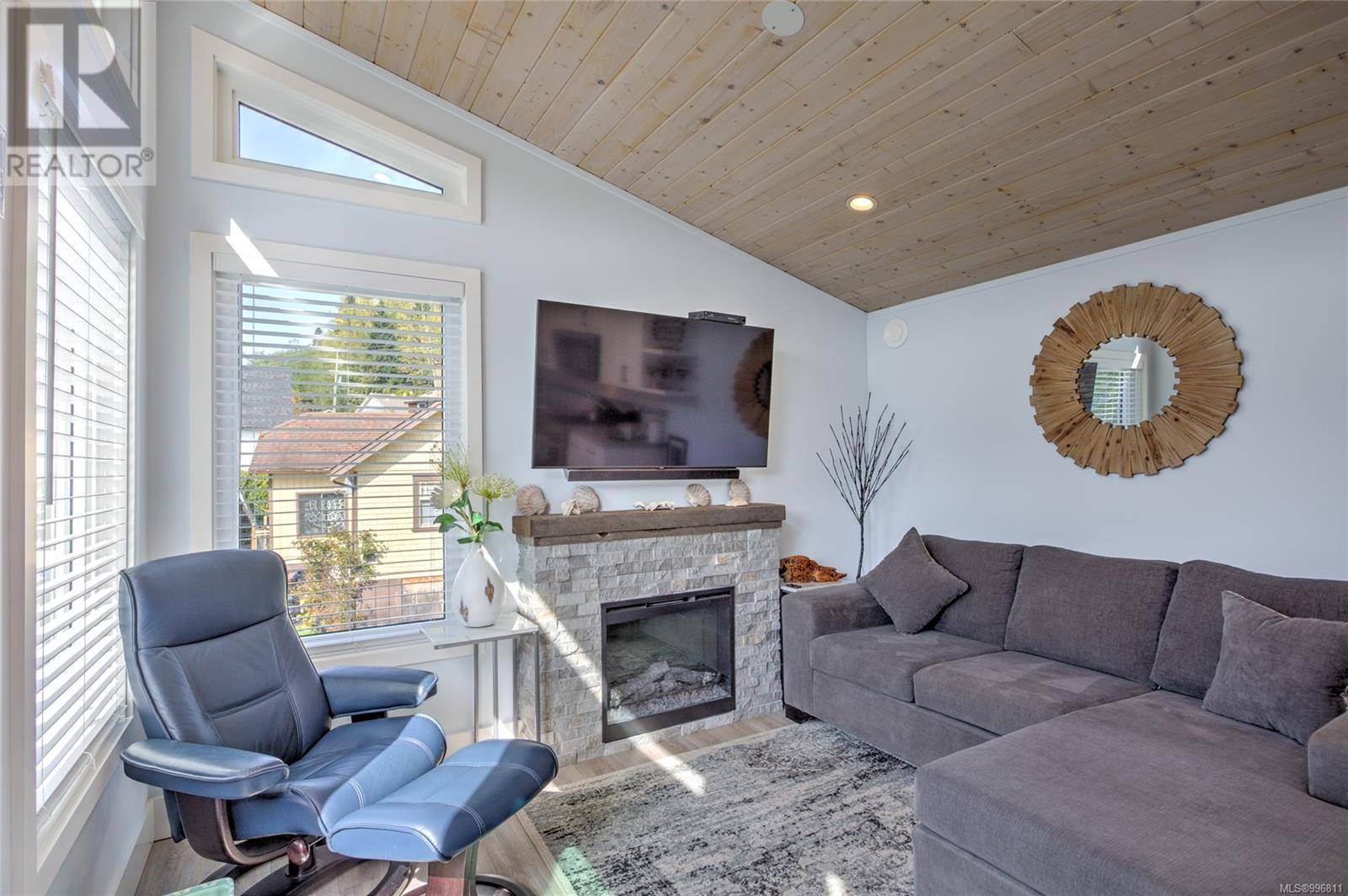 Lake Cowichan, BC V0R2G0,232 North Shore RD #3