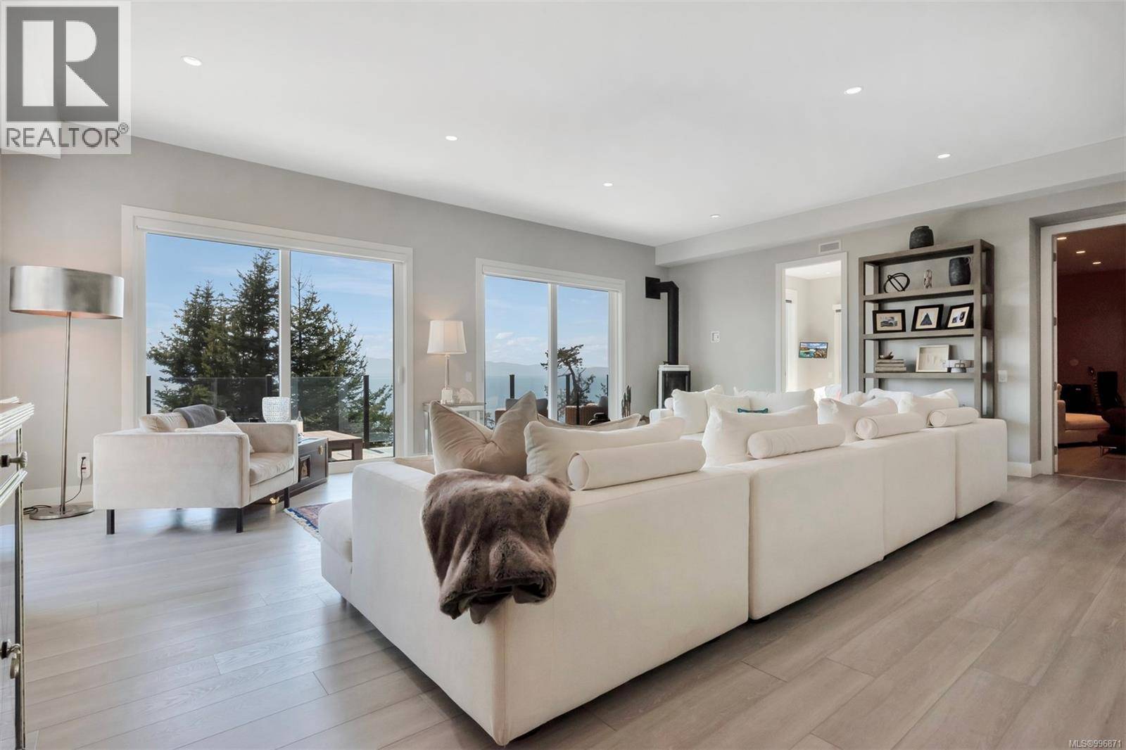Sooke, BC V9Z1L8,7470 Thornton Hts