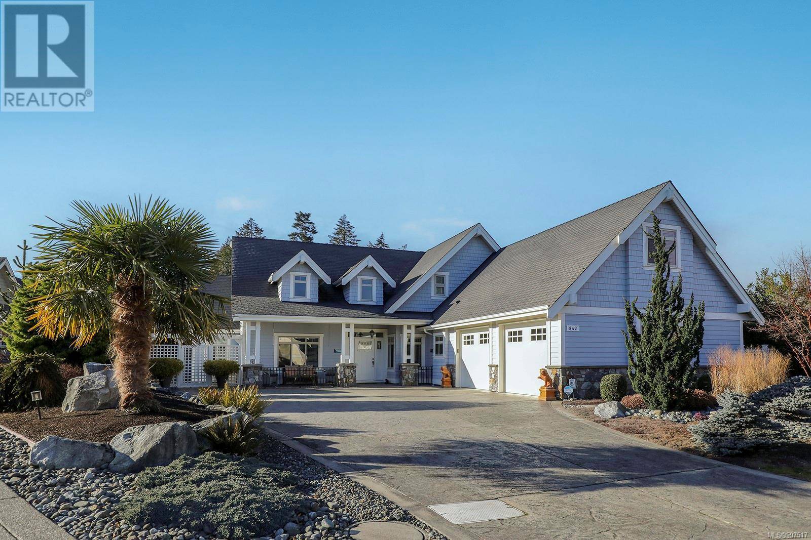 842 Bluffs Dr, Qualicum Beach, BC V9K0A2