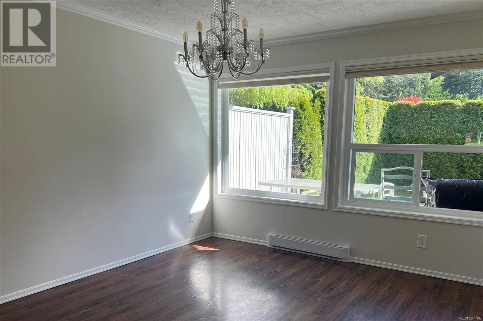 Saanich, BC V8Y2T1,4630 Lochside DR #6