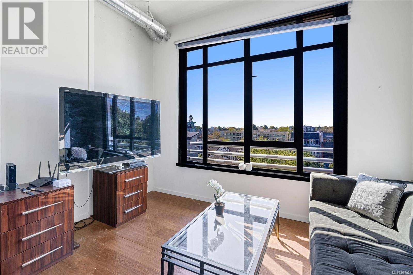 Victoria, BC V8V0C9,1029 View ST #628