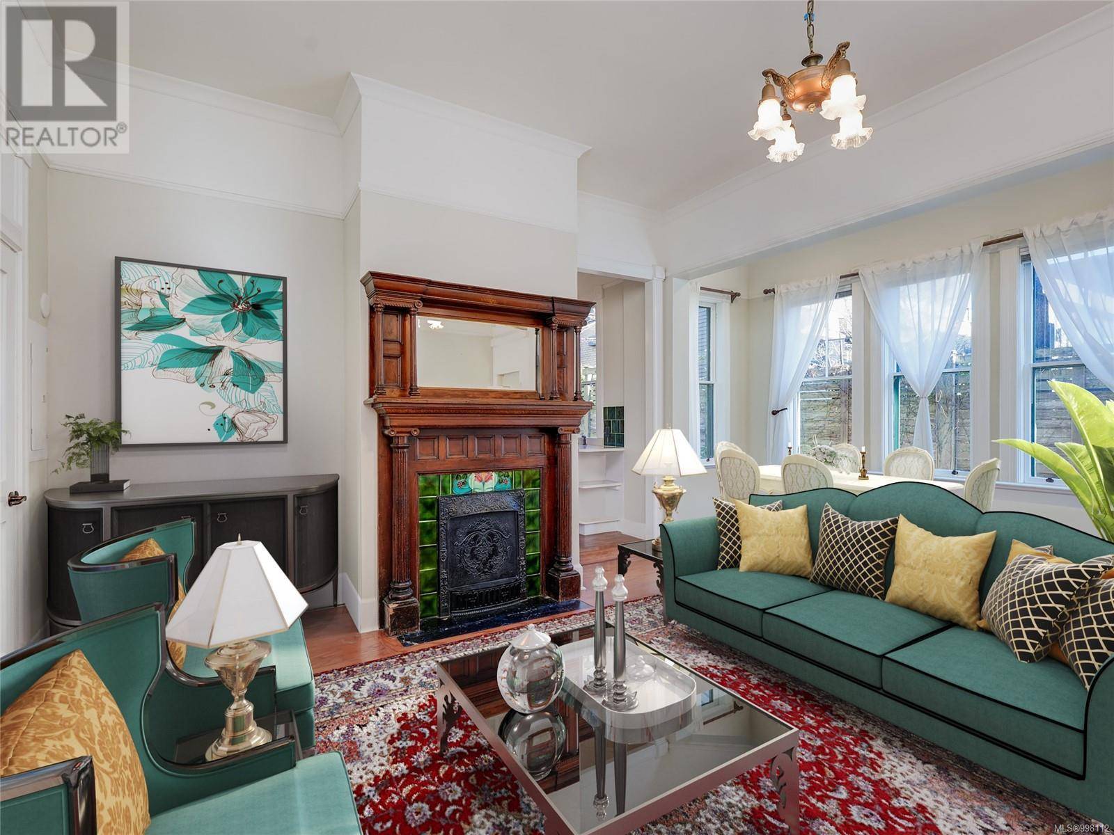 Victoria, BC V8V3C5,1014 Richardson St