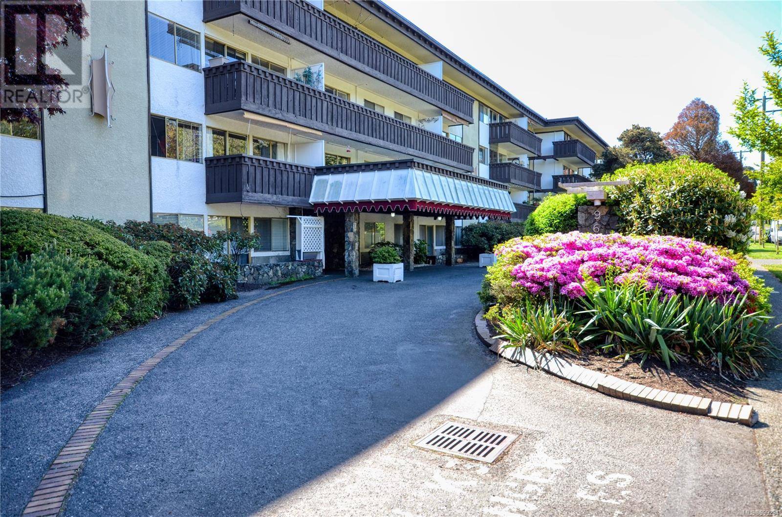 964 Heywood AVE South #128, Victoria, BC V8V2Y5