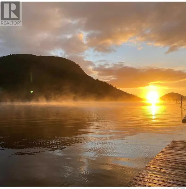 7363 Walton Rd, Honeymoon Bay, BC V0R1Y0