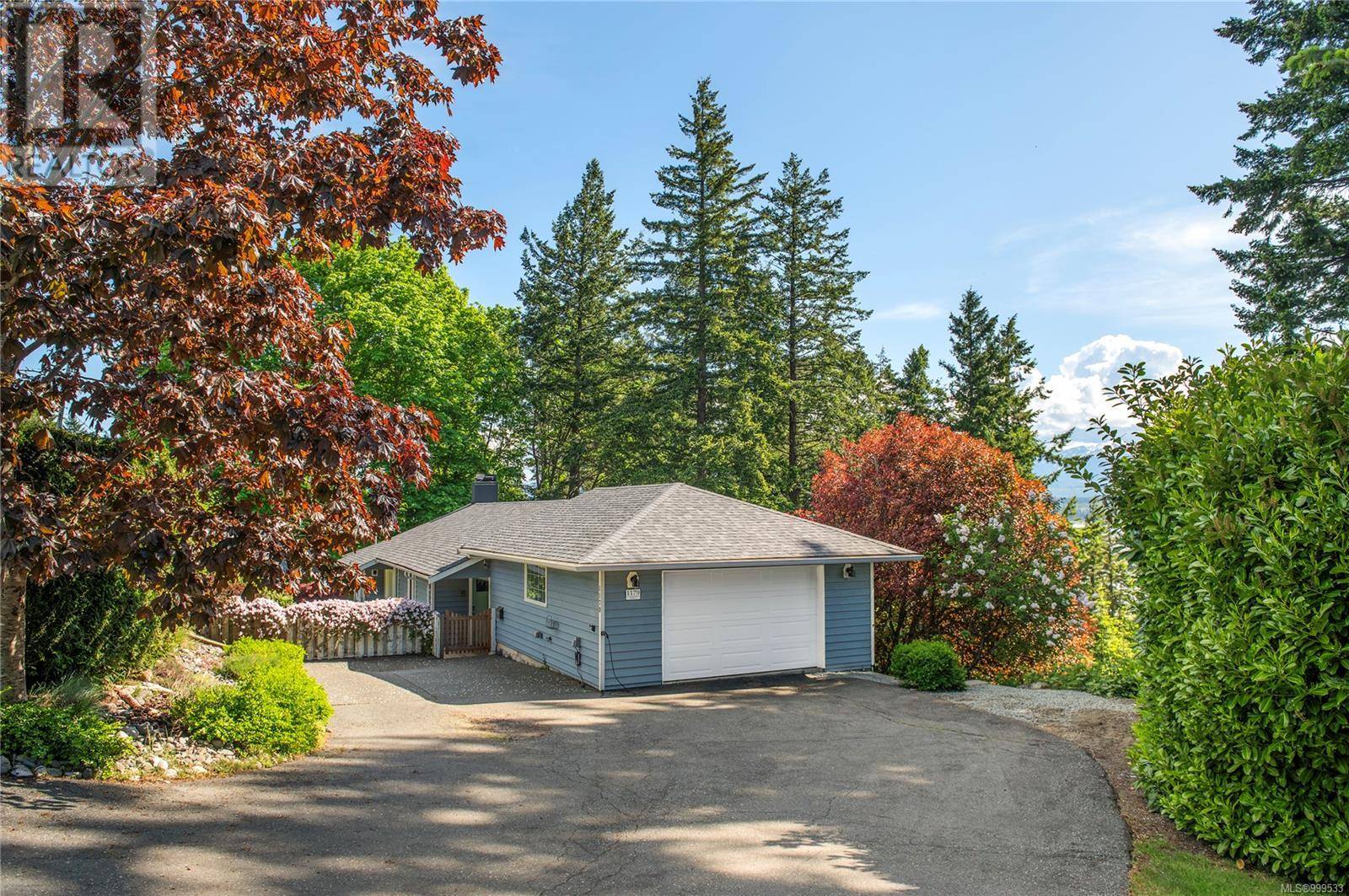 Comox, BC V9M3X1,1179 Moore Rd