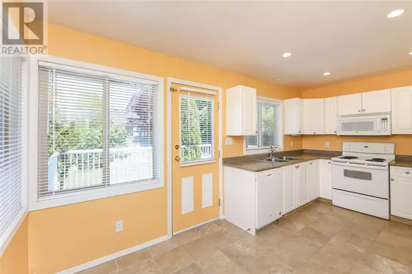 Courtenay, BC V9N9E3,967 Malahat Dr