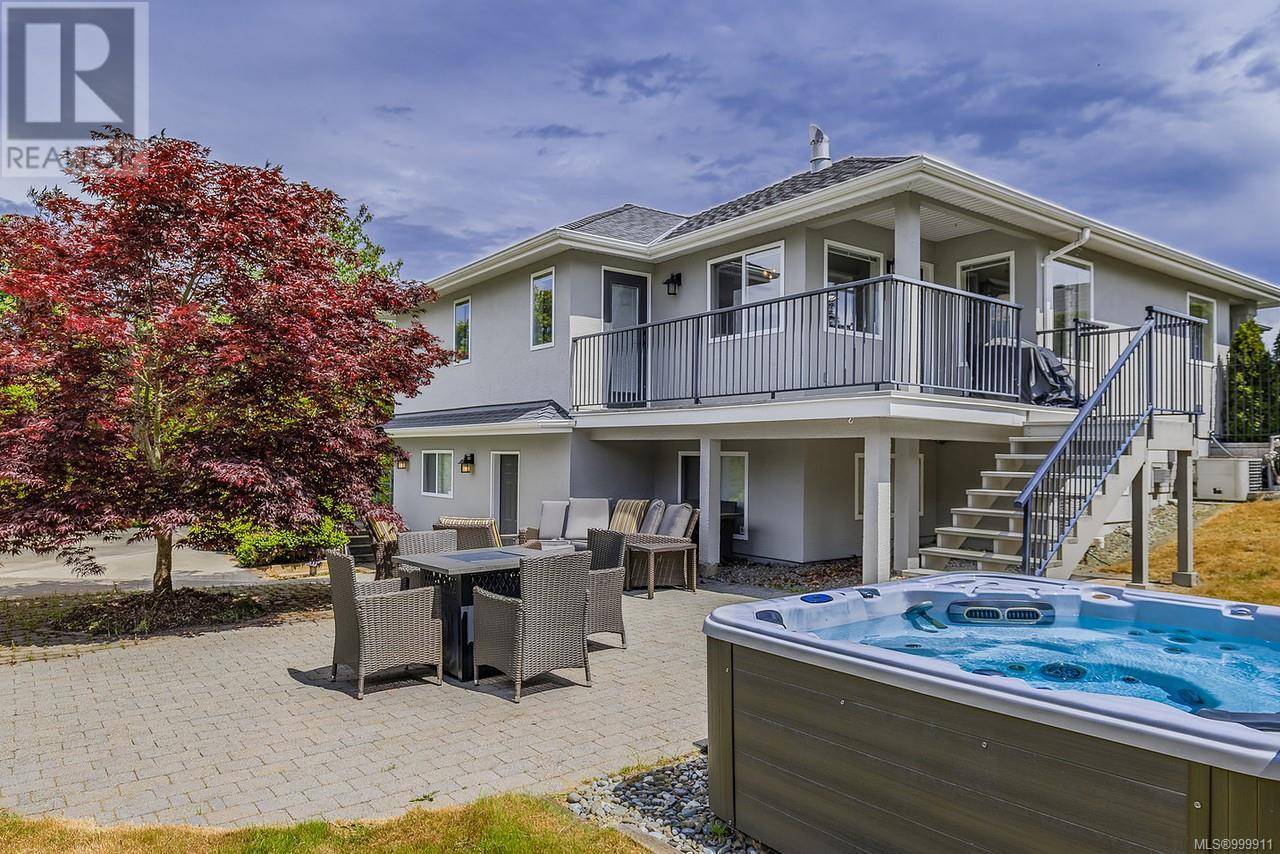1112 Aery View Way, Parksville, BC V9P2N9