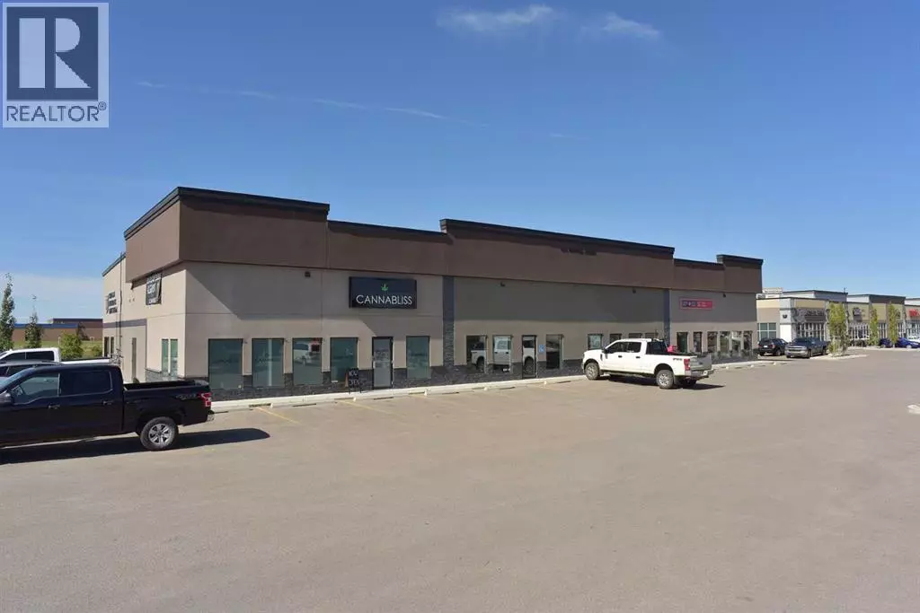 Penhold, AB T0M1R0,4, 1370 Robinson Avenue