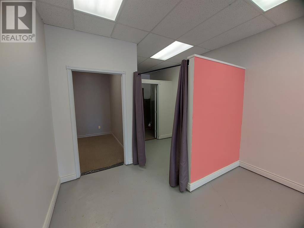 Red Deer, AB T4N4H2,11, 4801 51 Avenue