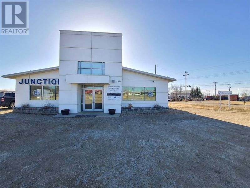 4908 57 Avenue, Grimshaw, AB T0H1W0