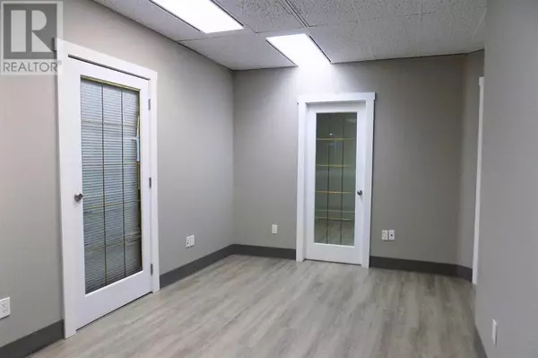 Grande Prairie, AB T8V0T8,104B, 9804 100 Avenue