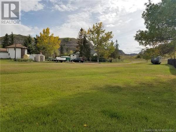 59 Red Deer Avenue, Drumheller, AB T0J0Y0