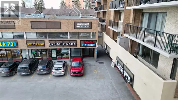 Calgary, AB T3C3N6,118, 1330 15 Avenue SW