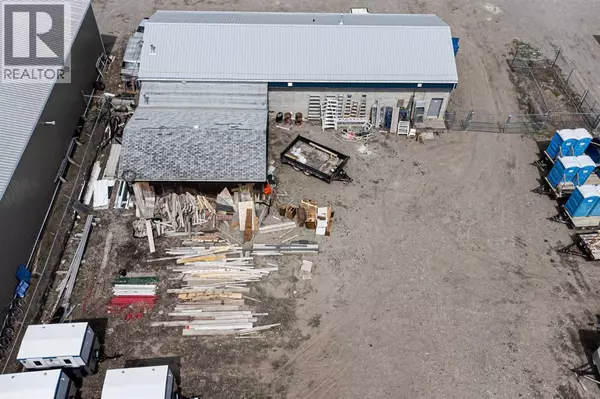 Pincher Creek, AB T0K1W0,1142 Macleod