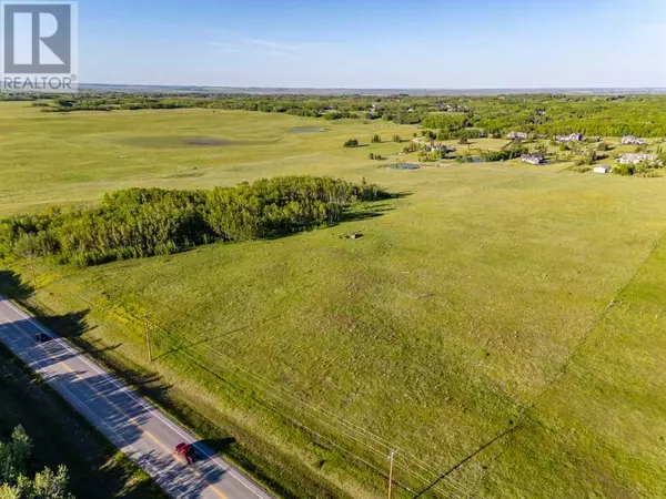 Rural Rocky View County, AB T4C2H3,39.69 acres Lochend Road