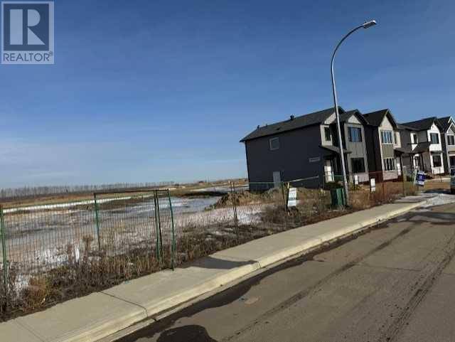 Fort Mcmurray, AB T9J0H2,129 McGhee Street