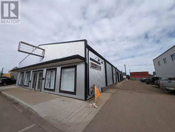 2, 677 South Railway Street SE, Medicine Hat, AB T1A2V8