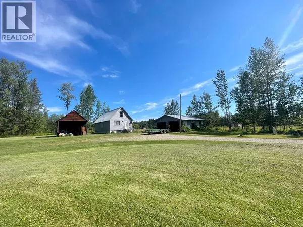 6432 17 Avenue, Edson, AB T7E1S4