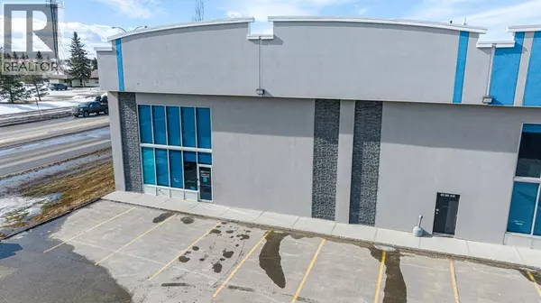 Grande Prairie, AB T8V6H2,204, 10920 84 Avenue