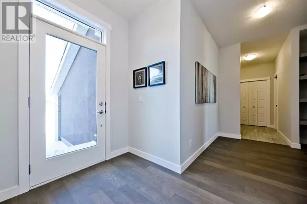 Calgary, AB T2Y0W9,43 Versant View SW