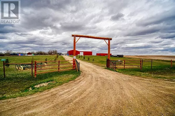 272011 Range Road 275, Rural Rocky View County, AB T4A0H4