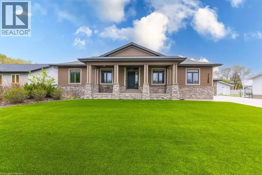 1125 16 Street, Wainwright, AB T9W1E5