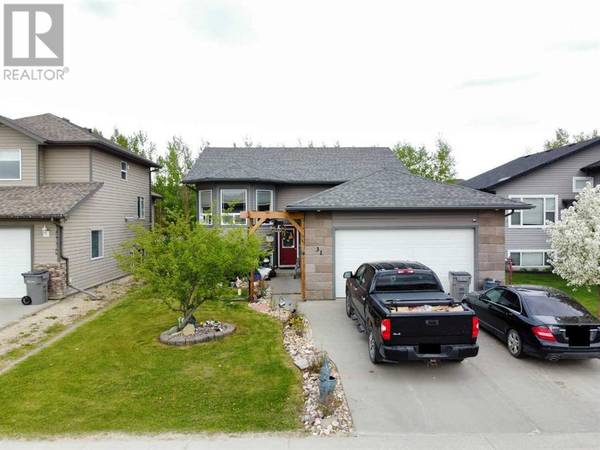 31 Rodeo Way, Whitecourt, AB T7S0B9