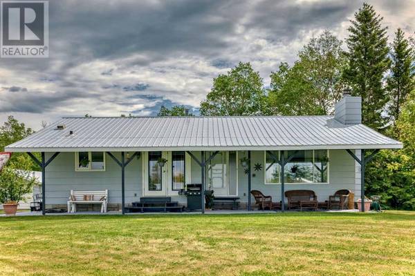 251057 Township Road 422, Rural Ponoka County, AB T4J1R3