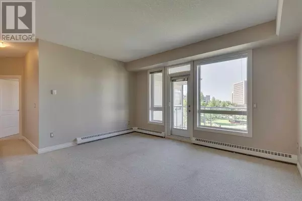 Calgary, AB T2L0Y2,426, 3111 34 Avenue NW