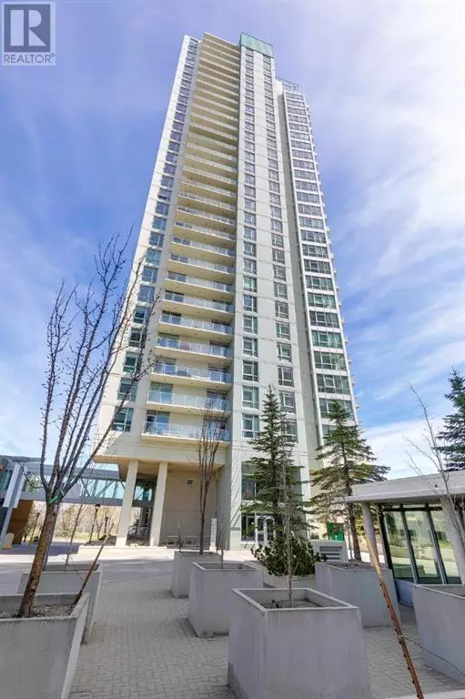 Calgary, AB T3C3X7,604, 99 Spruce Place SW