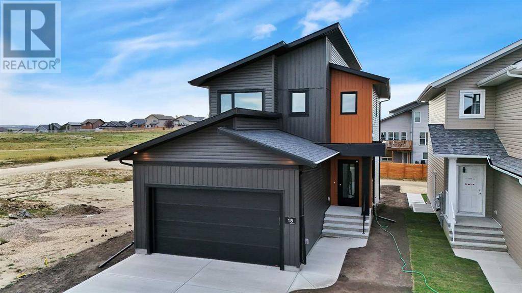 18 Palmer Circle, Blackfalds, AB T4M0N7