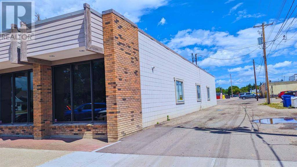 Claresholm, AB T0L0T0,5018 2nd St.  W
