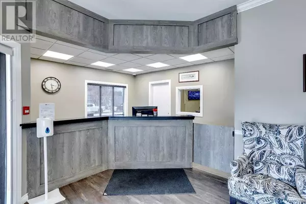 Fort Mcmurray, AB T9H2J3,8538 Franklin Avenue