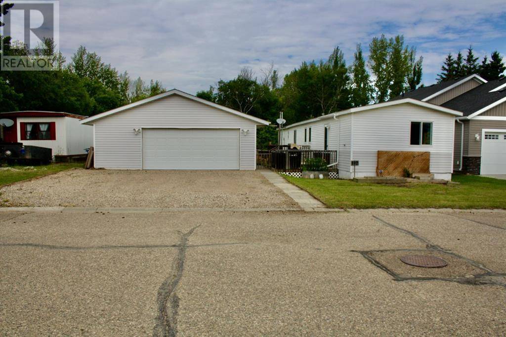 Neilburg, SK S0M2C0,112 1st Avenue E