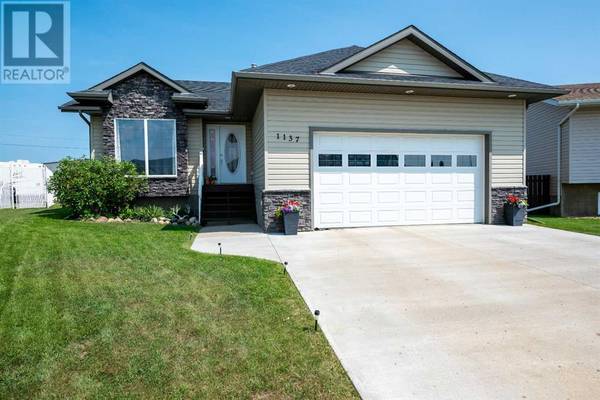 1137 24 Street, Wainwright, AB t9w1w4