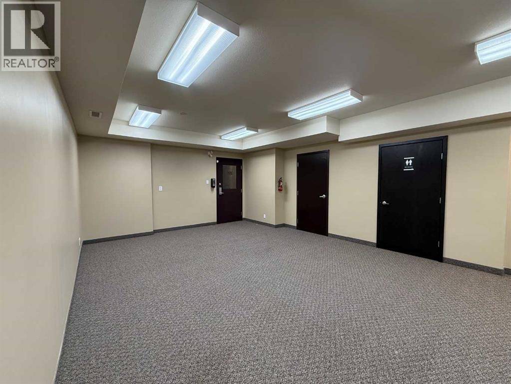 Grande Prairie, AB T8V7X6,205, 10134 97 Avenue
