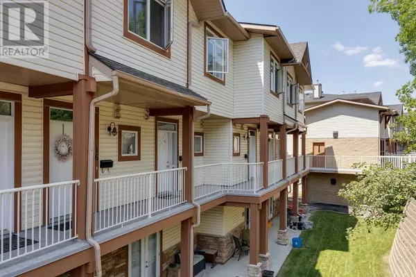 17, 133 Rockyledge View NW, Calgary, AB T3G5X2