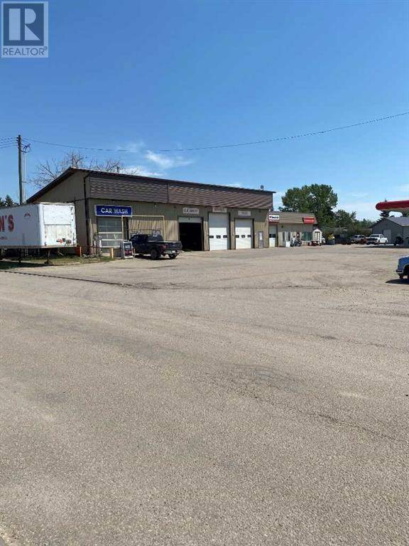 Beaverlodge, AB T0H0C0,614 1st Avenue