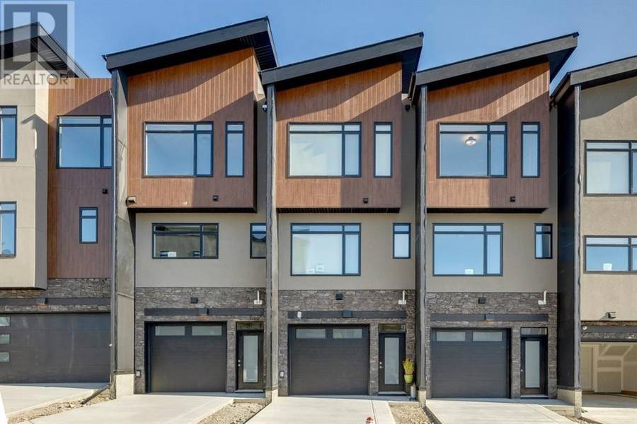 83 Royal Elm Green NW, Calgary, AB T3G0G8