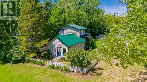 235 5 Street, Drumheller, AB T0J0Y4