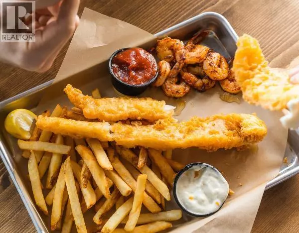 2120 Crowchild Trail NW, Calgary, AB T2m3Y7