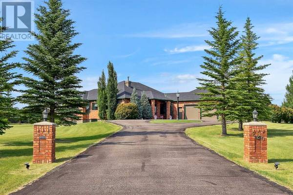 220 Country Lane Drive, Rural Rocky View County, AB T3Z1J4