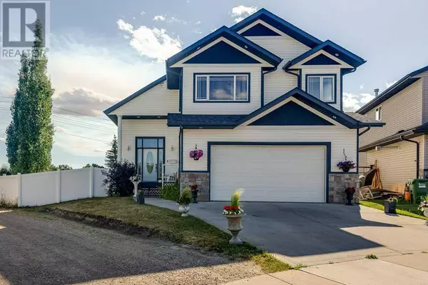 148 Iverson Close, Red Deer, AB T4R3M8