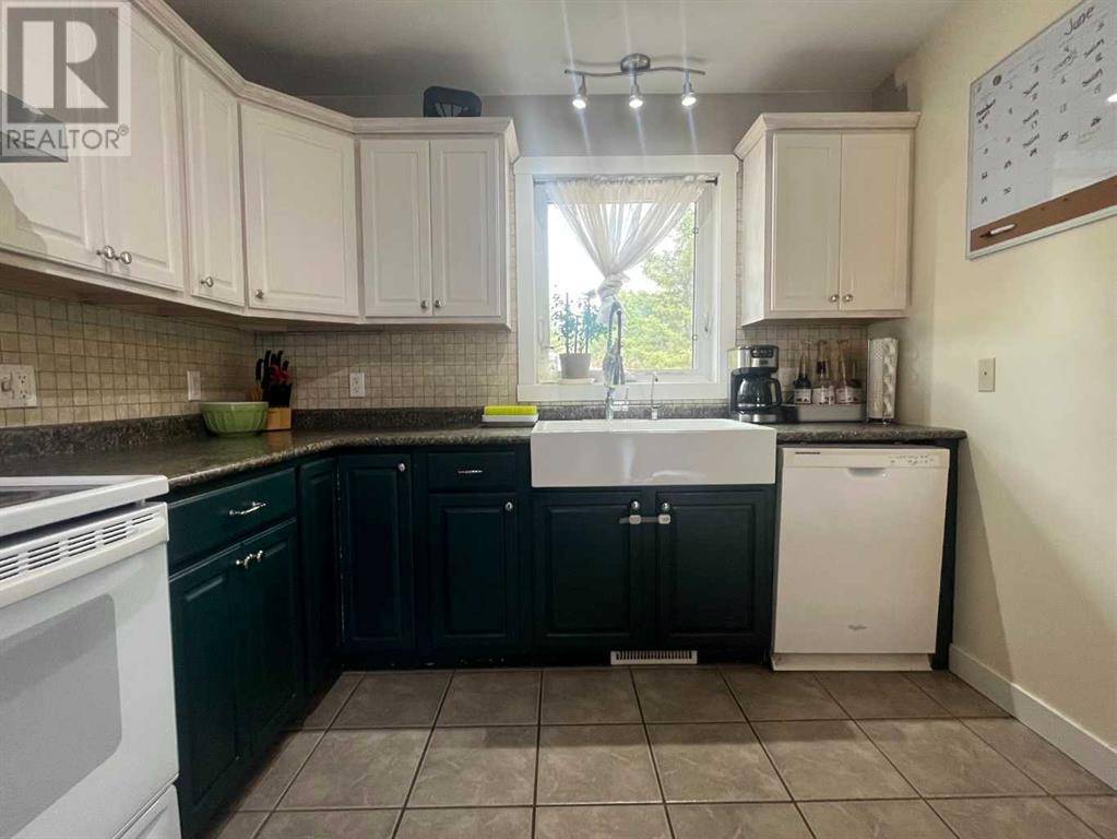 Hillmond, SK S0M0W0,26 Hillmond Avenue
