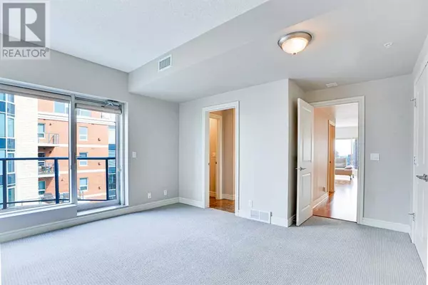 Calgary, AB T2P5P6,2603, 920 5 Avenue SW