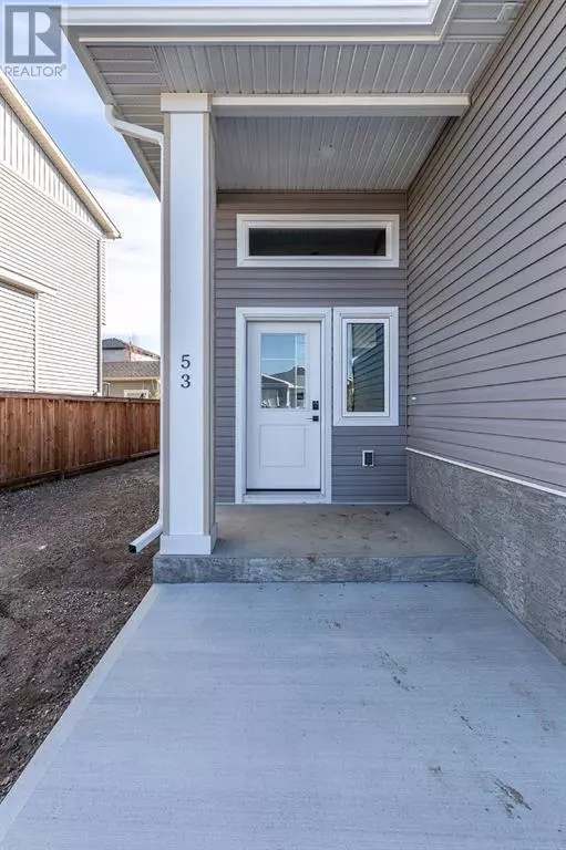 Medicine Hat, AB T1B0M3,53 Somerside Gate SE