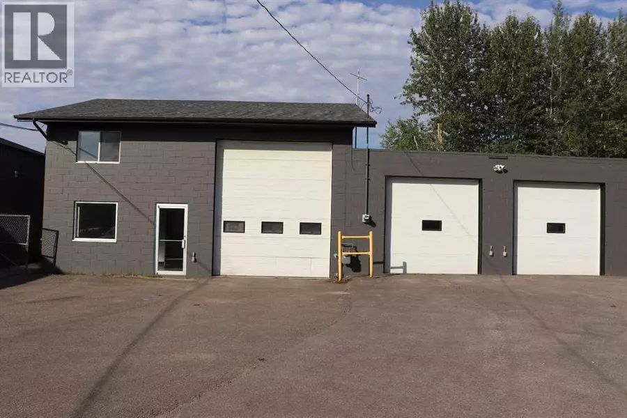 410 68 Street, Edson, AB T7E1M7